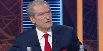 Dosja e “21 Janarit” nxjerr nga strofulla Berishën! Kërcënon amerikanët me qëndresë dhe akuzon Lulzim Bashën për zgjedhjet në PD