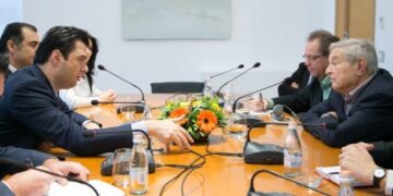 Evi Kokalari hedh dyshime të forta: Basha takim me Alex Sorosin tek restoranti i Endri Hasës