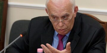 Kërkoi ta sillnin me detyrim: Braho i kujton Metës si mori forcërisht Berishën: Ishin skenarë të kurdisur midis tyre!