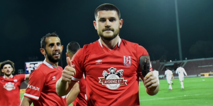 8 muajsh jetim! Futbollistit kosovare të ligës së parë turke i vranë babain serbët: Futbolli si trashëgimi e luftës në Kosovë