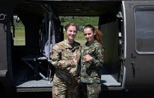 Dy pilotet shqiptare “çmendin” kryeqytetasit! Ushtria amerikane: Jemi në Farkë për Defender 21