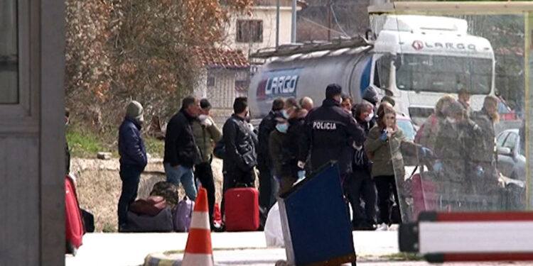 Greqia jep lajmin e keq për shqiptarët