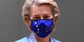 Tensione mes Britanisë së Madhe dhe Irlandës së Veriut, reagon KE