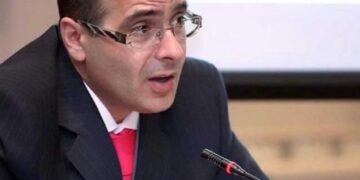 Artan Hoxha “presidenti”: Amerika ia futi kot me Berishën, por do pendohet
