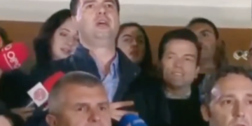 Më i pëlqyeri nga elektorati i PD-së por jo nga Berisha, Agron Shehaj sfidon Lulzim Bashën për postin e kryetarit të PD-së