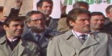 Nga dëbimi i miqve tek arrestimi i Nanos, si u shndërrua Berisha në president autoritar