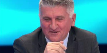 “Shkencëtari” i çadrës dhe i  SHQUP-it Agron Gjekmarkaj fyen Ramën dhe  Gjinushin: Akademisë së Shkencave i duhen intelektualë si puna ime dhe Artan Fuga, jo nipi i Spiros!