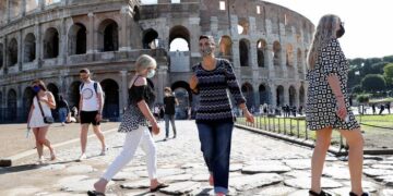 Italia rikthen “zonat e bardha”