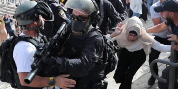 Çfarë qëndron pas përplasjeve të dhunshme në Jeruzalem?