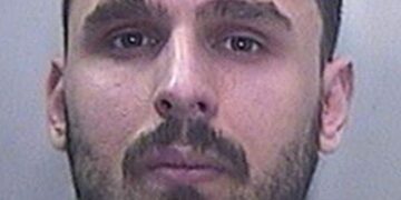 “Paratë ia çonte babait me kancer në Athinë…” 28-vjeçari shqiptar dënohet me burg në Britani