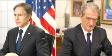 Pas shpalljes “non grata” të 5 zyrtarëve bullgarë, DASH nxjerr listën e zezë dhe rendit Berishën mes Raul Kastros, trafikantëve meksikanë dhe gjeneralëve afrikanë