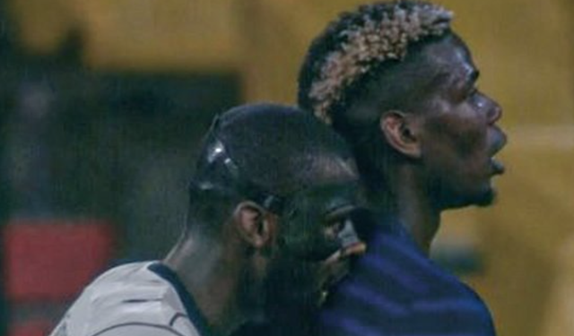 E kafshoi?!  Publikohet momenti “pikant” që shkaktoi shumë reagime nga ndeshja Gjermani-Francë: Futbollisti reagon për herë të parë