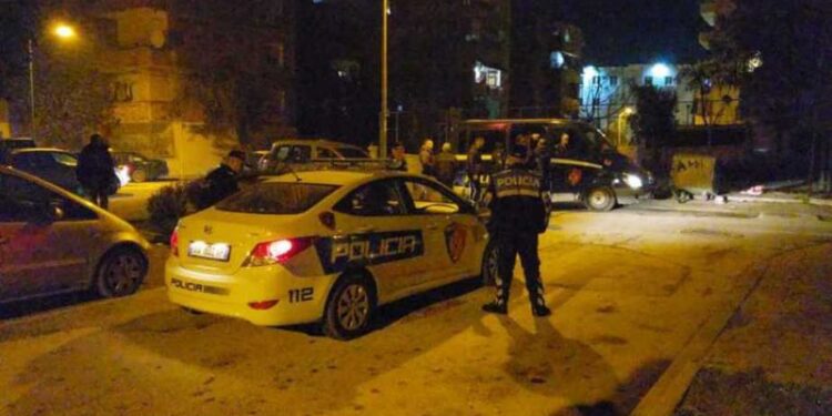 Kush është biznesmeni që i’u “shkarkuan” 20 plumba në Sarandë?! Dalin detajet e rënda nga ngjarja