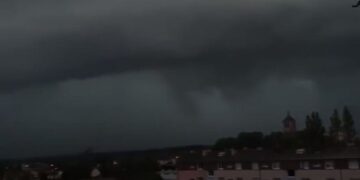 Ndodh “apokalipsi”, dita bëhet natë për disa momente (Publikohet VIDEO-ja e frikshme)