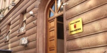Gjykata Kushtetuese vendos sot fatin e pushtetit vendor, vendi drejt zgjedhjeve të parakohshme në tetor nëse bie 30 qershori