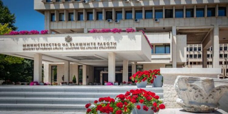 Bullgaria publikon kushtet që Maqedonia e Veriut duhet të plotësojë për të hequr veton