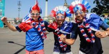 Gafa e gjashtë tifozëve francezë, përballen me atë që nuk e prisnin: U nisën për në Budapest, por përfundojnë në…Bukuresht