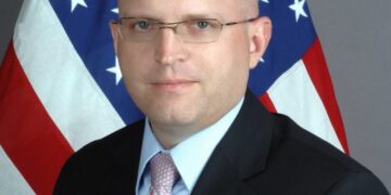 Philip T. Reeker, ndihmës sekretari amerikan i Shtetit do të vizitojë Shqipërinë: Takim me Ramën