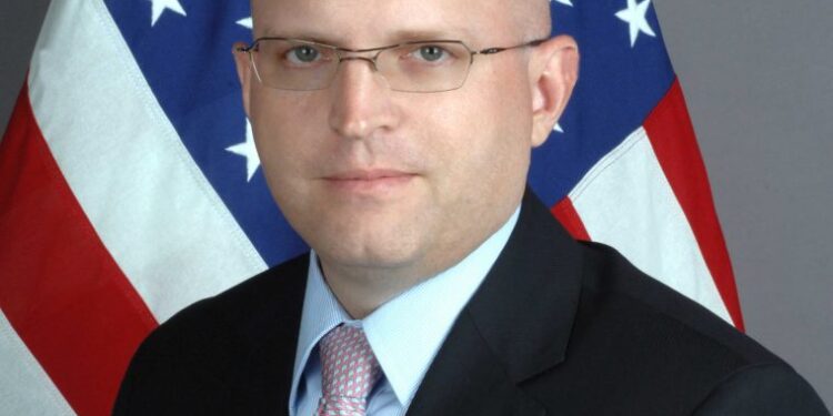 Philip T. Reeker, ndihmës sekretari amerikan i Shtetit do të vizitojë Shqipërinë: Takim me Ramën