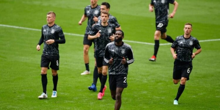 Europiani i surprizave, jashtë çerekfinaleve i gjithë “grupi i vdekjes” dhe nuk ka kampionë e nënkampionë