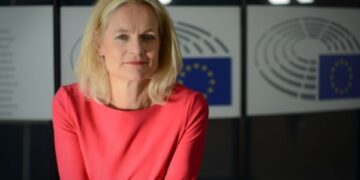 “Vizat, në këmbim të dialogut”?! Von Cramon: Ndryshimi i kufijve do të ishte “toksik”