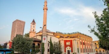 Si ndikuan pandemia dhe tërmeti në buxhetin dhe të ardhurat e bashkive