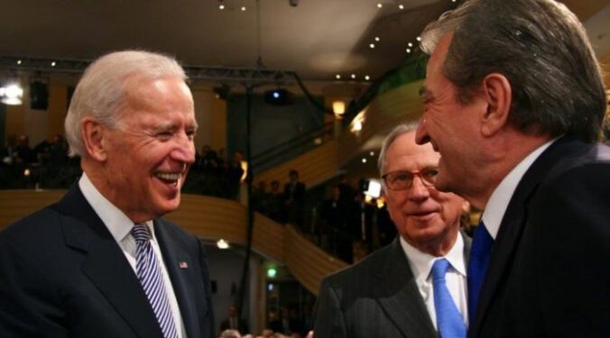 Këto janë arsyet pse urdhri i Joe Biden duket si i kopsitur posaçërisht për Shqipërinë