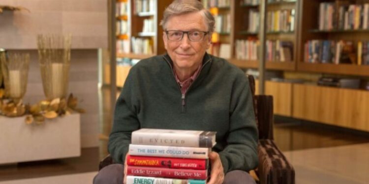 Kush është historia dhe çelësi i suksesit të Bill Gates?!