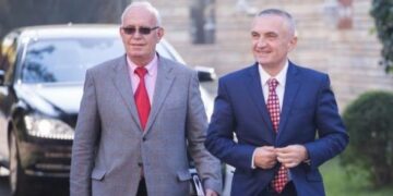 Spartak Braho përshëndet live Ilir Metën: Ne të dyve varri na ndan