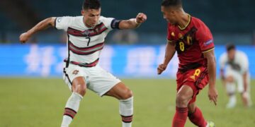 Vendos super goli i Hazard, Belgjika eleminon Portugalinë