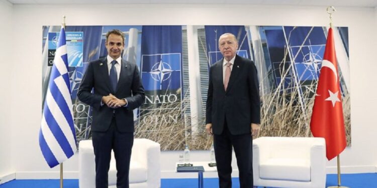 “Thyhet akulli” mes Erdogan dhe Mitsotakis: Të lëmë pas tensionet e vitit 2020