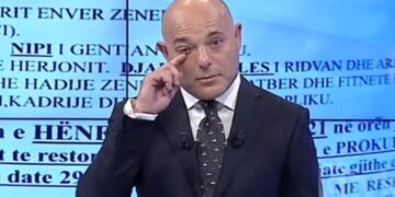 Lotët e ‘krokodilit’ të Blendi Fevziut dhe shfaqja e shëmtuar e numërimit të lekëve live