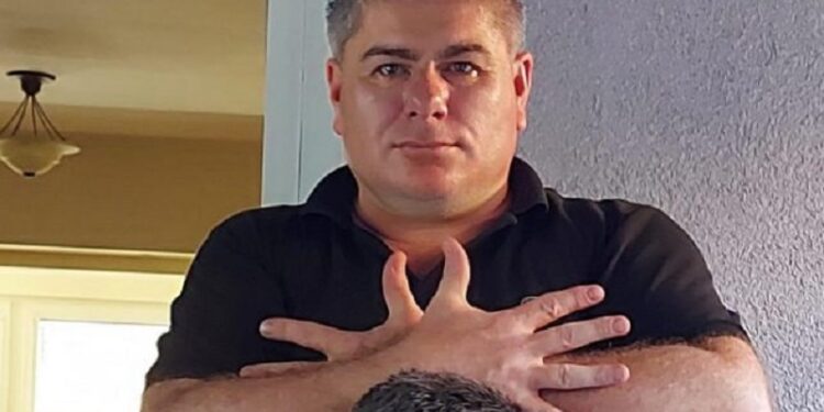 Gazetari kroat tërbon serbët me gjestin e tij: “Rroftë shteti i pavarur i Kosovës! Rroftë heronjtë e UÇK-së”