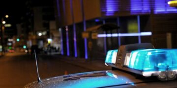 Tjetër ngjarje e rëndë! Qëllohet me thikë në zemër ish-kryetari i bashkisë së Halkias në Greqi