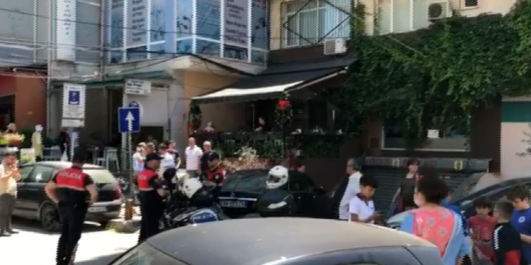 Atentati tek Ish-ekspozita, zbardhet emri i viktimës që u qëllua brenda në lokal