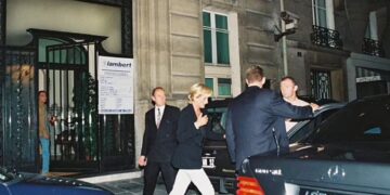 “O Zot, çfarë ndodhi”?!  Fjalët e fundit të Lady Dianës para se të vdiste