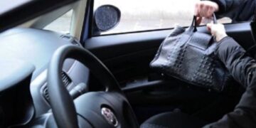 Hyri për të vjedhur: Hajdutit i bie infarkt, por shpëtohet nga pronari