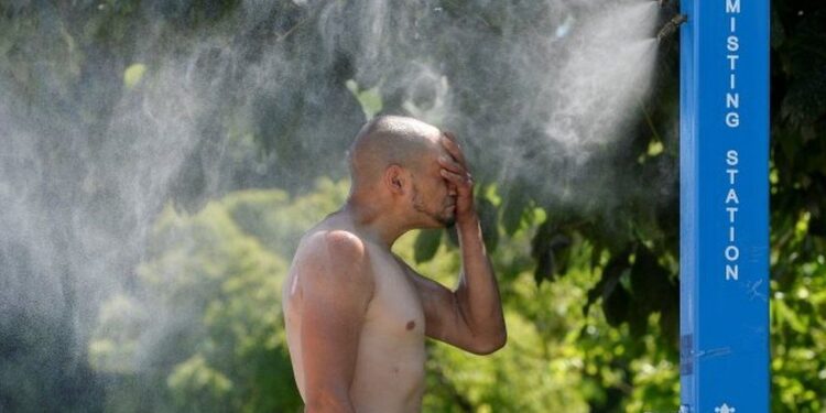 I nxehti “përcëllon” Kanadanë, termometri shënon temperaturën më të lartë në 80 vite