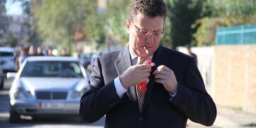 Si sot 10 vjet më parë: Ja çfarë i kërkonte Sokol Olldashi Edi Ramës kur ai të ishte kryeministër!