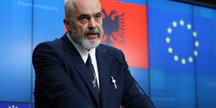 Rama për Bild: Anëtarësimi në BE si “Në pritje të Godosë”