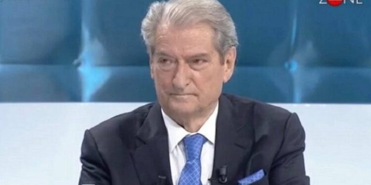Mesazhi i fshehtë kërcënues i Sali Berishës për Lulzim Bashën tek “Zonë e Lirë”