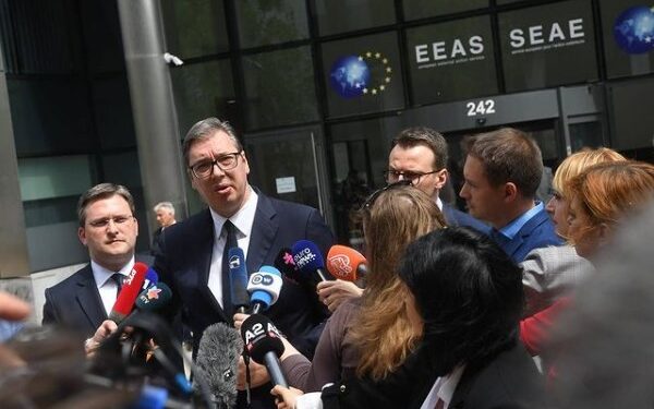 Kurti e Vuçiç debat në Bruksel: Më pyeti kur do e njoh Kosovën, i thashë… asnjëherë!