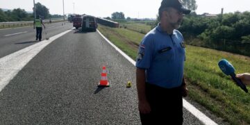 Shefi i Policise Rrugore në Slavonski Brod: Kam qenë në shumë aksidente, është ndër aksidentet më të rënda që kam parë! Dyshohet se shoferin e ka zënë gjumi