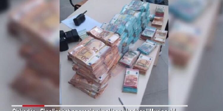 Po i fuste në Shqipëri, kapet në Shkodër me më shumë se 494 mijë euro në makinë 56-vjeçari shqiptar banues në Itali