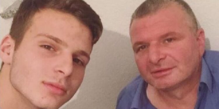 I ati humbi jetën në aksidentin tragjik në Kroaci, postimi prekës i djalit të shoferit: Dhimbja shumë e madhe! Ditën që të çova te autobusi të përqafova, por pak