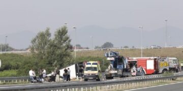 Arrestohet shoferi i autobusit të aksidentuar me 10 viktima! Mediat kroate zbulojnë dëshminë: Më zuri gjumi për një moment!