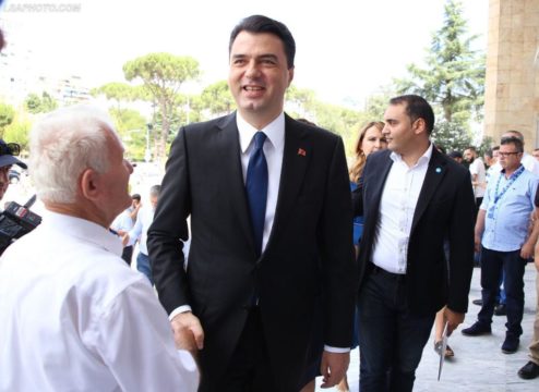 Anëtarët e rinj të Këshillit Kombëtar, revoltohet demokrati: Ata morën mandatet kur opozita i “dogji”, as vetë s’e besojnë se Luli do fitojë ndonjëherë
