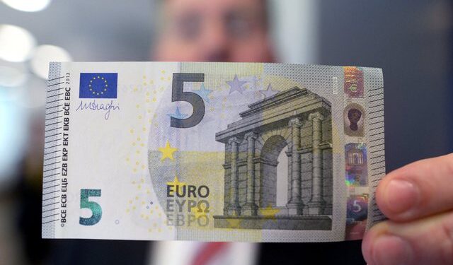 Kjo kartëmonedhë 5 Euro vlen shumë, shikoni mos e keni në xhep