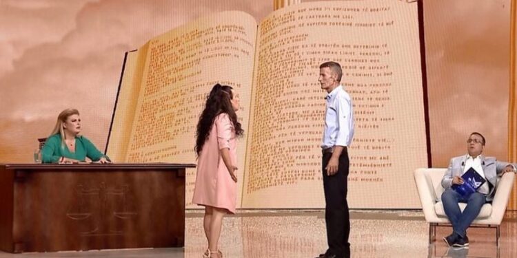 E akuzon për tradhti: Pas 25 vitesh burri i tregon gruas arsyen që nuk bëjnë fëmijë