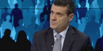 Patozi i “përvishet” Bashës: S’e luan topi që peshku nga koka qelbet, po kur bie fjala për pellgun tënd… e kanë fajin “cironkat” e Pogradecit